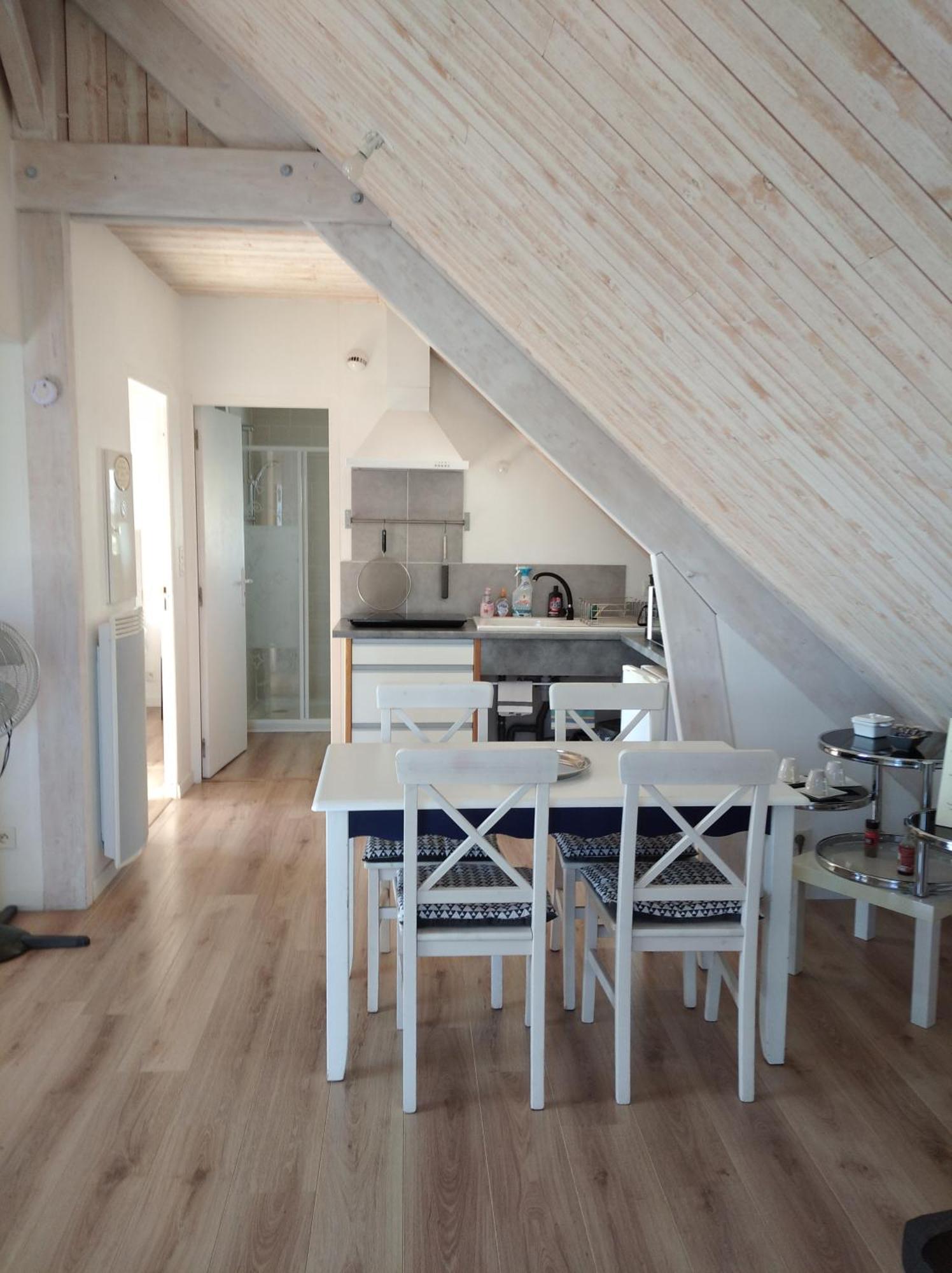 Apartamento La Gilleterie Loireauxence Exterior foto